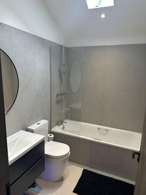 The Hayloft Apartment Strabane Bagian luar foto